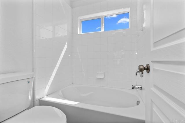 Building Photo - 676 Kellogg St