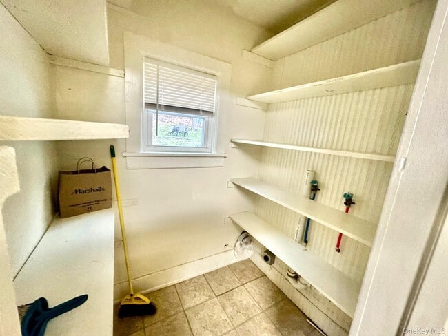 Building Photo - 82 State St