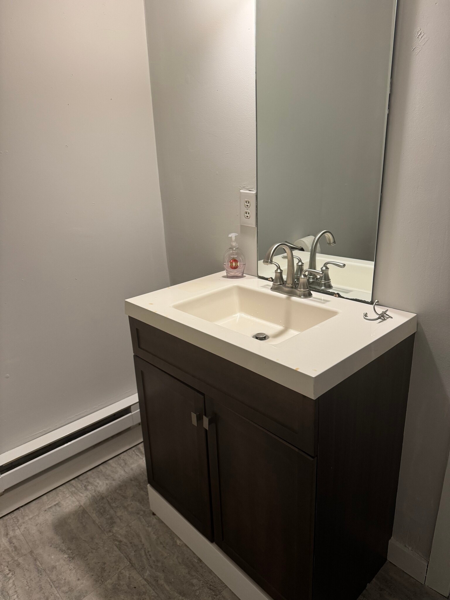 Building Photo - 343 S Shelby St