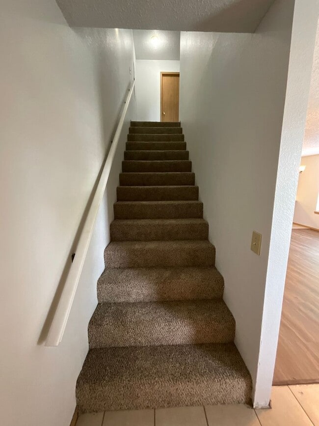 Building Photo - Newly Renovated Duplex Coming Soon – Fresh Updates & Modern Upgrades located in Fayetteville AR! ...
