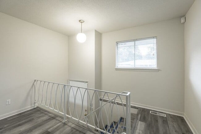 Building Photo - 3410 Gail Dr