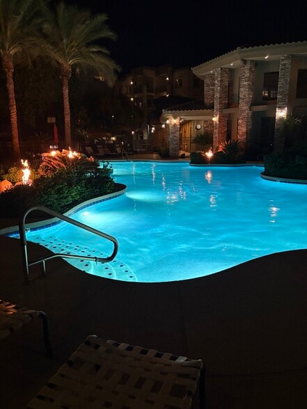 Building Photo - 5450 E Deer Valley Dr