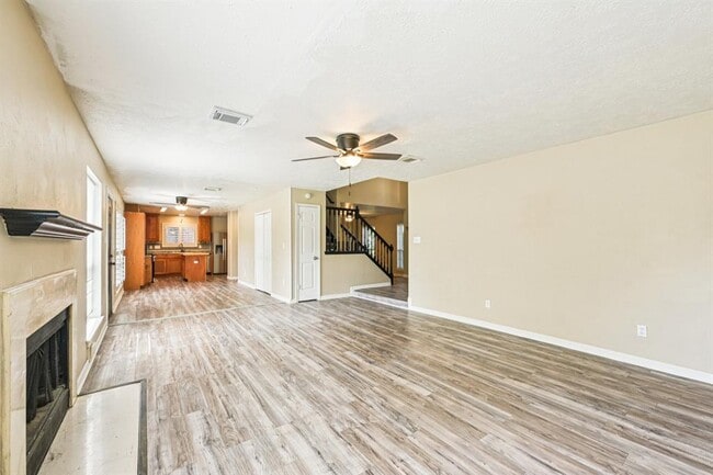 Building Photo - 10410 Springland Ct