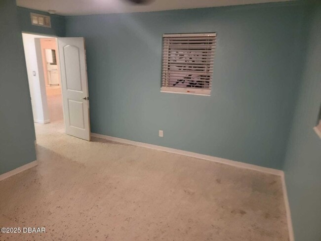 Building Photo - 1442 John Anderson Dr