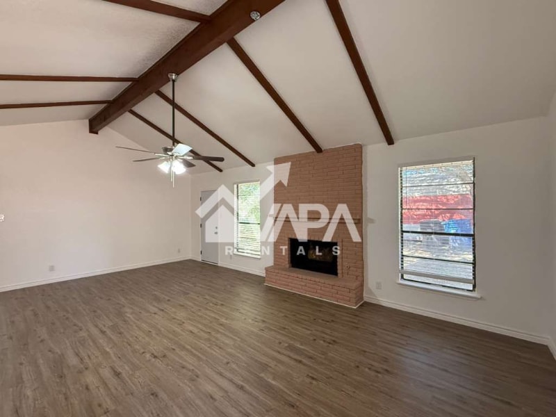 Building Photo - 4103 Family Tree Dr