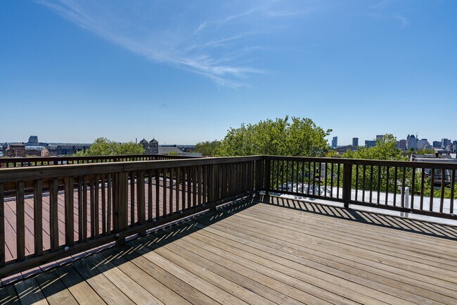 Building Photo - 223 S Collington Ave