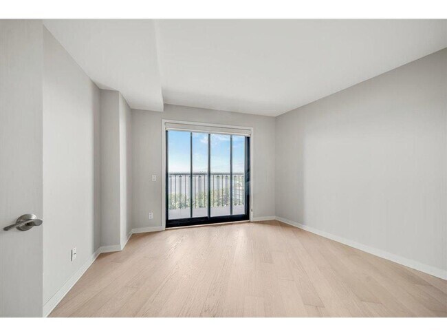 Building Photo - 2950 Dean Pkwy