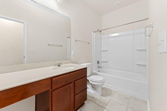 Building Photo - 633 Weizenbock Ln