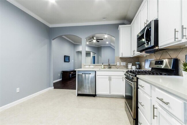 Building Photo - 22338 Highland Point Ln