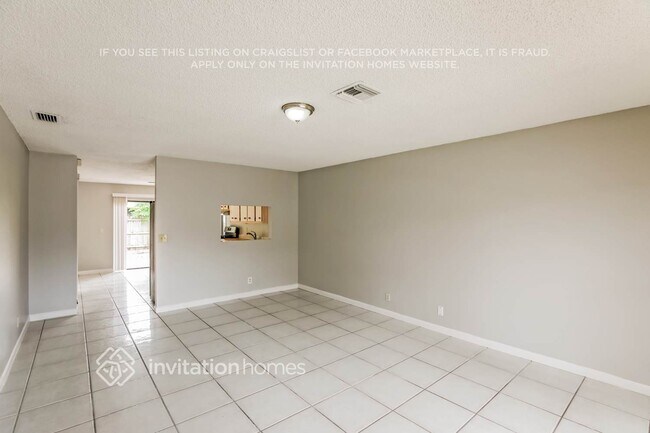Building Photo - 5885 Eddy Ct