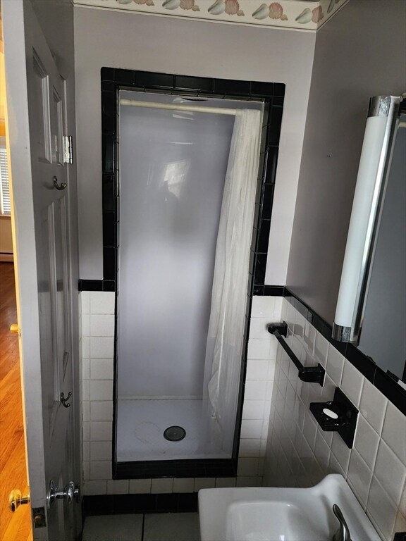 Building Photo - 91 Whitcomb Dr