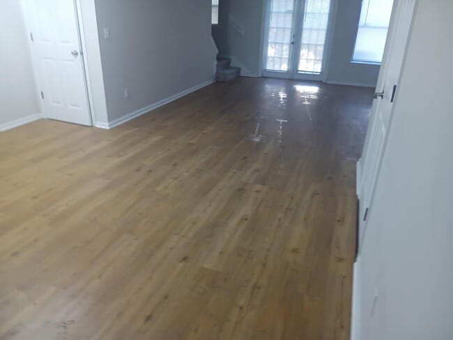 Building Photo - 4781 Playschool Dr