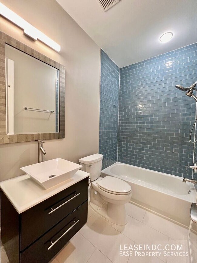 Building Photo - 444 M St NW