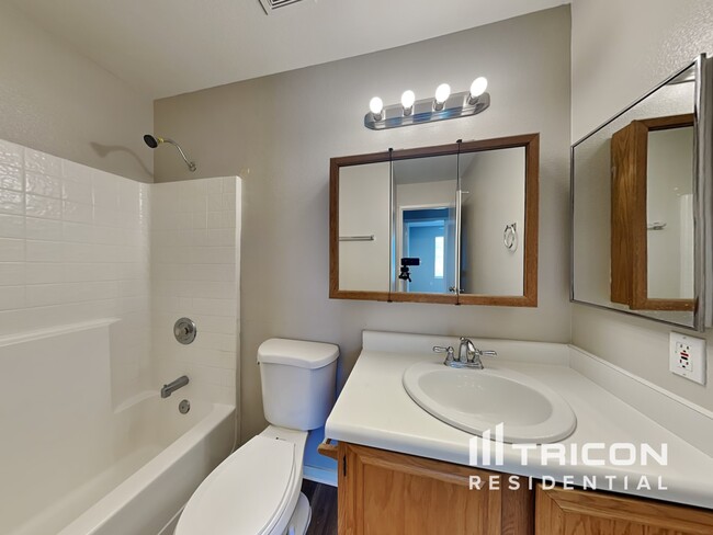 Building Photo - 7860 Big River Dr