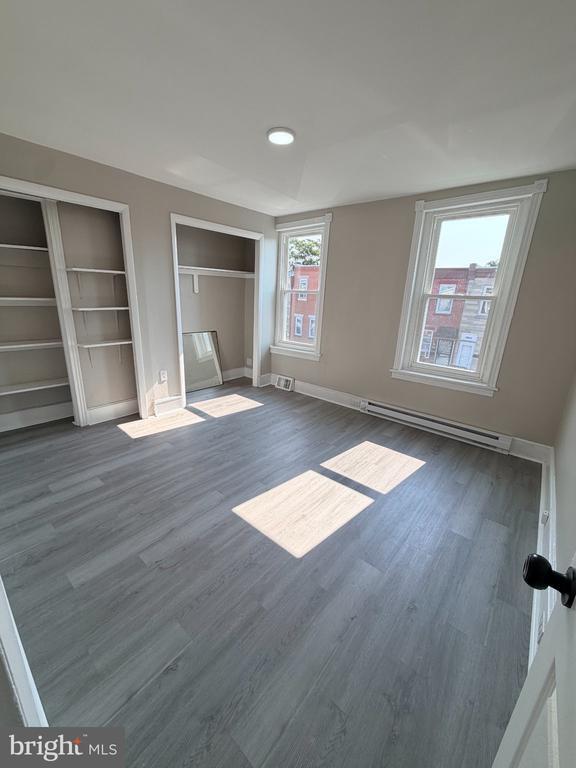 Building Photo - 3308 N Mascher St