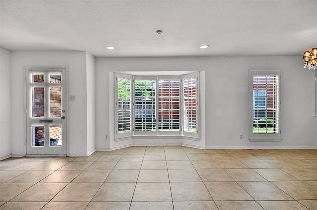 Building Photo - 1375 Roaring Springs Rd