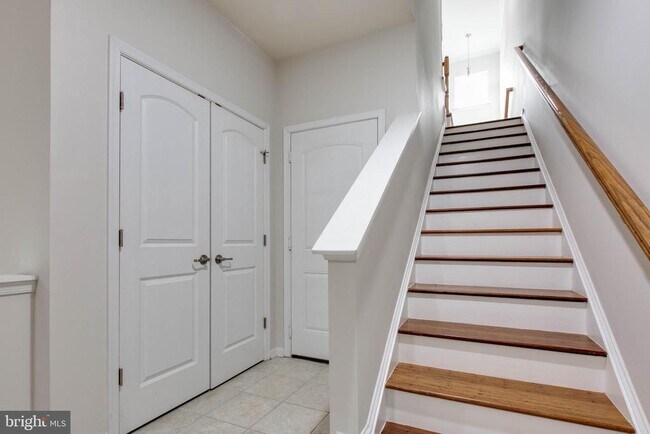 Building Photo - 2706 Amber Crest Rd