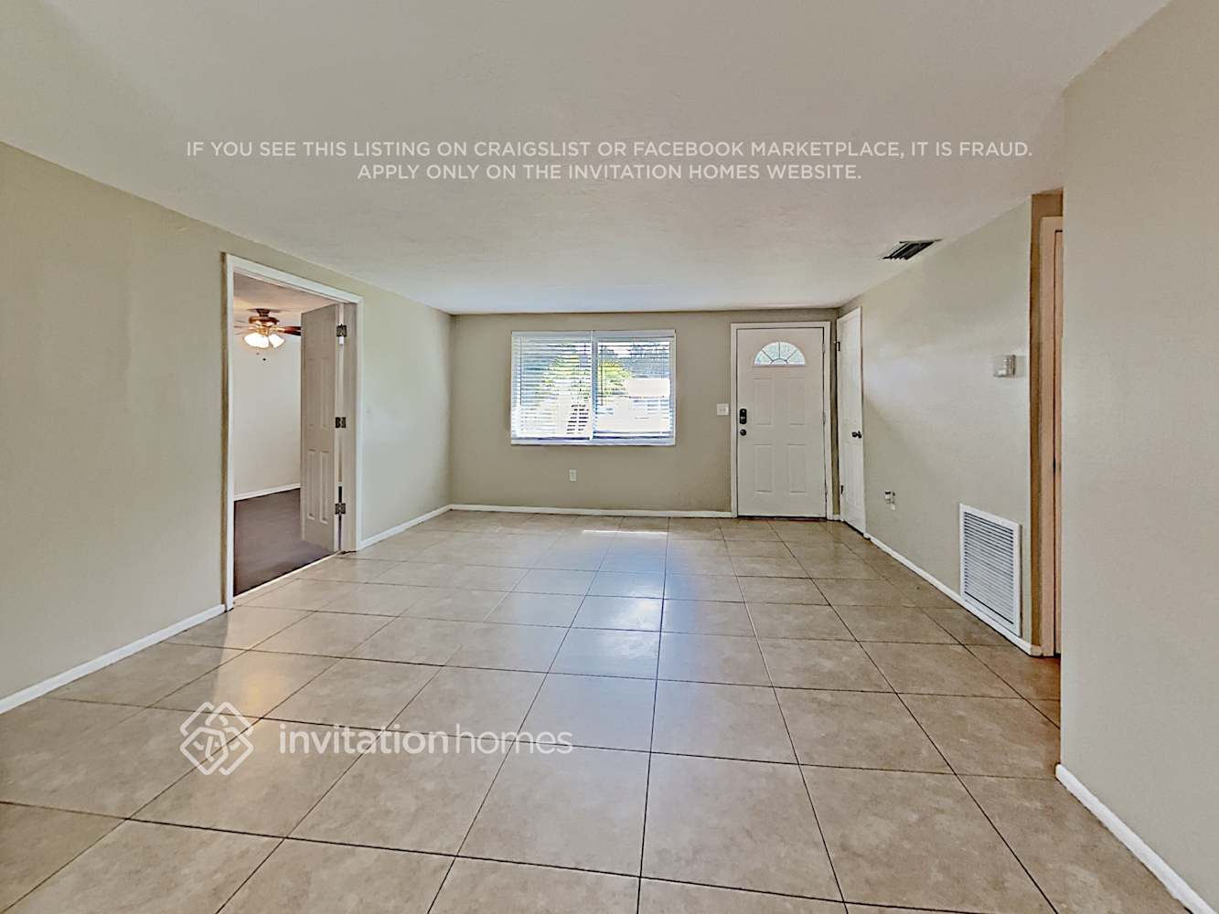 Building Photo - 2834 Linwood Dr