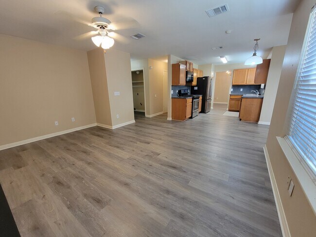 Building Photo - 7519 Redman Pass