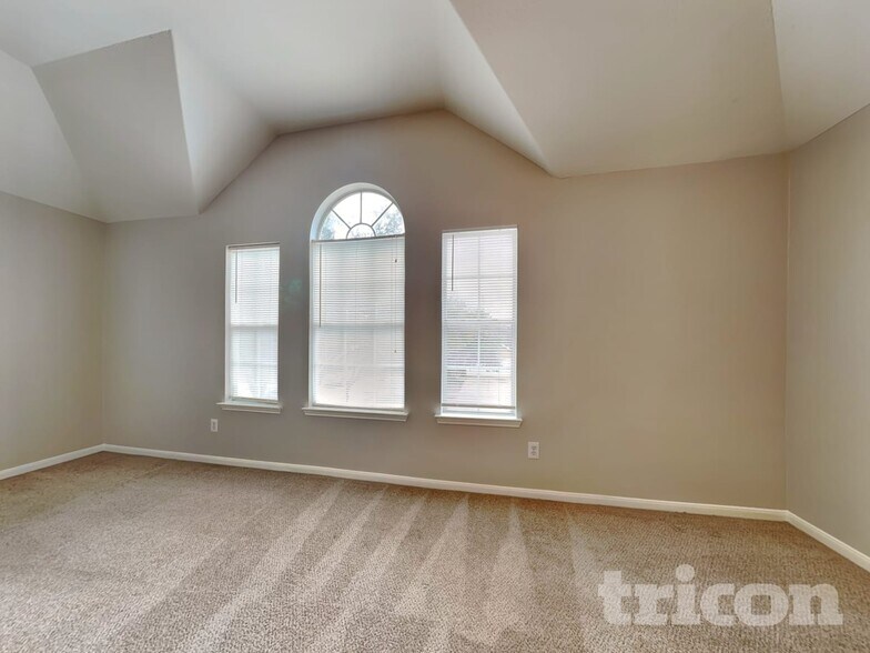 Building Photo - 6638 Windy River Ln