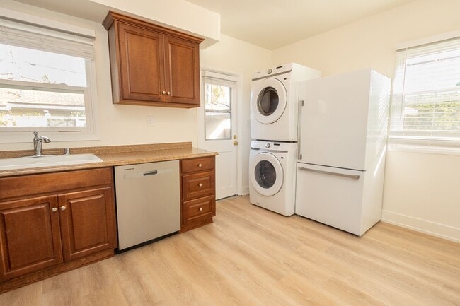 Building Photo - 2 Bed/1 Bath North Park Spanish Craftsman w/ Yard + Driveway Parking