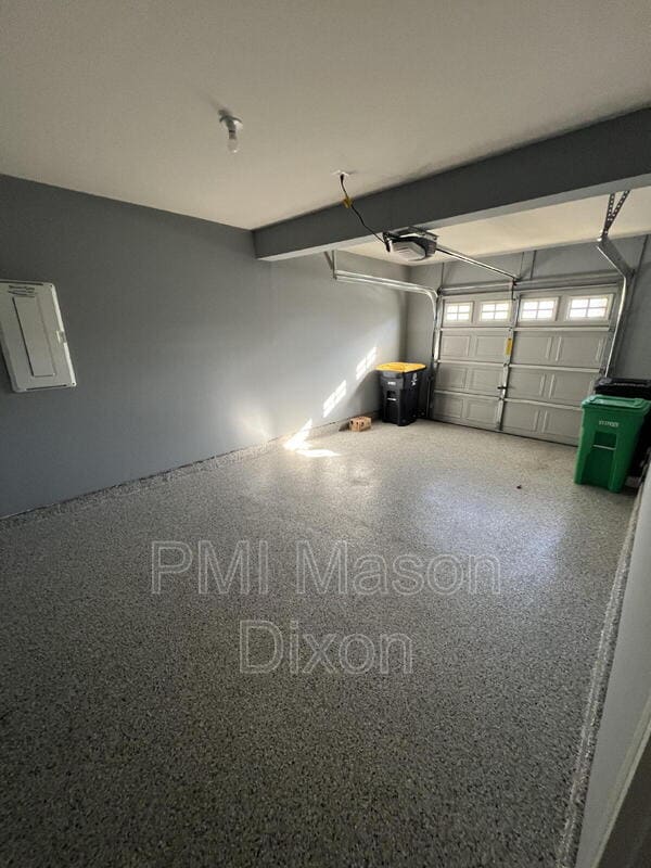 Building Photo - 9105 Fox Stream Way