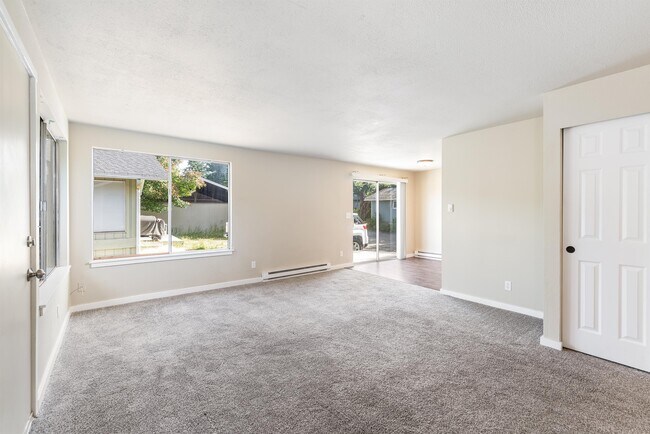 Building Photo - 2012 N Cambrian Ave