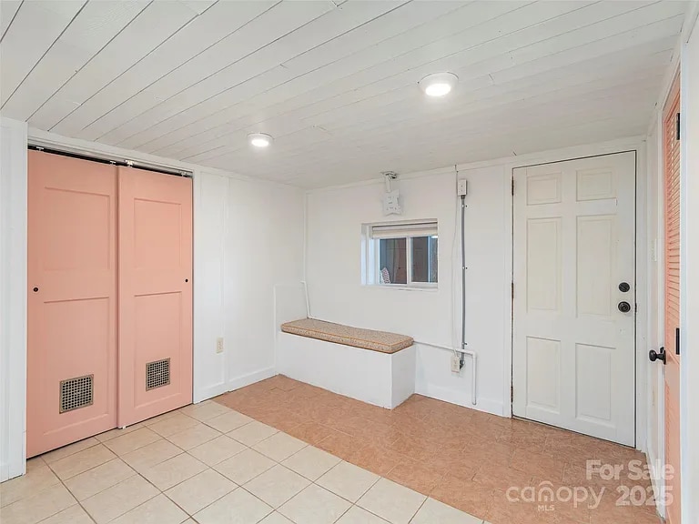 Building Photo - 181 Kilgore Rd