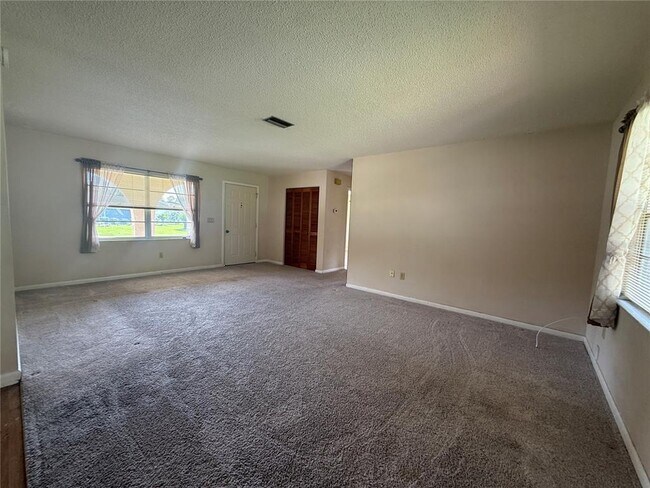 Building Photo - 188 Beechwood Ln