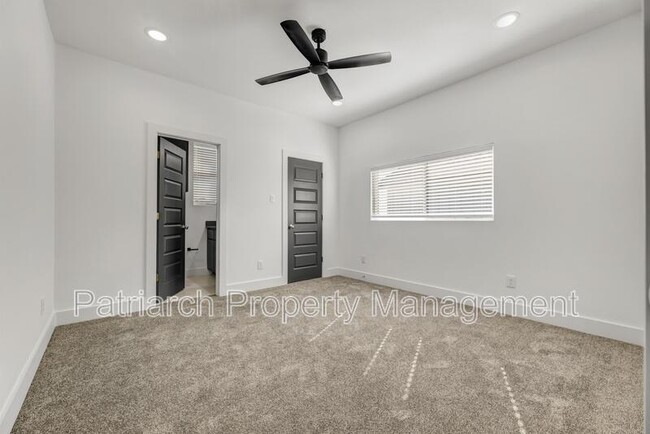 Building Photo - 3003 Alpha Wolf Ct