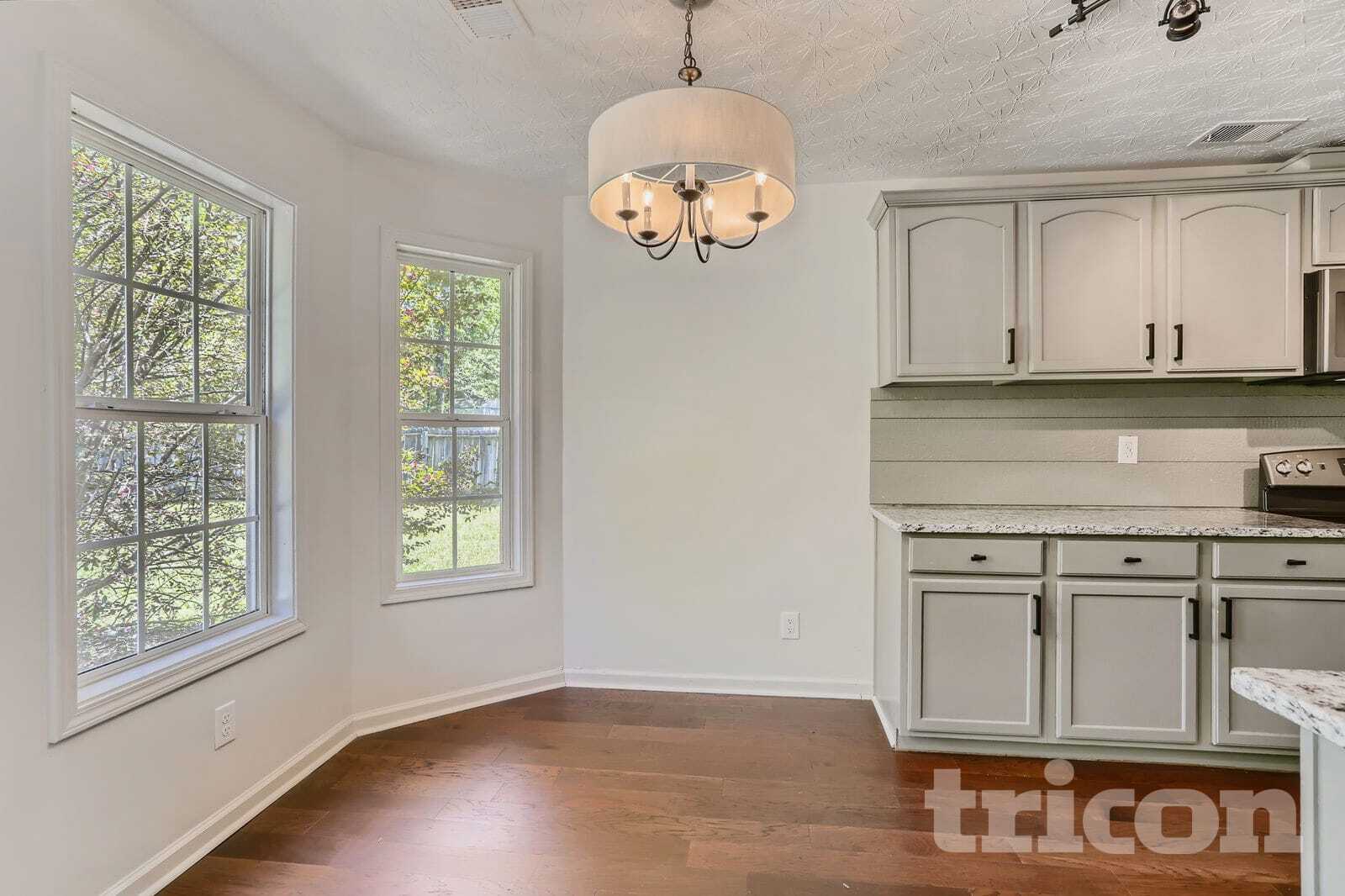 Building Photo - 2500 Huntington Dr