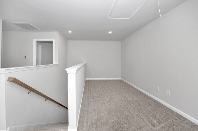 Building Photo - 3 Bedroom House in East Limestone