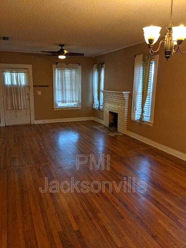 Building Photo - 1211 Hollywood Ave