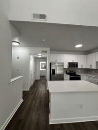 Building Photo - 6740 Davidson St