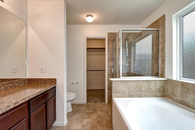 Building Photo - 11842 Red Hummingbird Dr