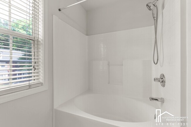 Building Photo - 3862 Guilderoy Ln