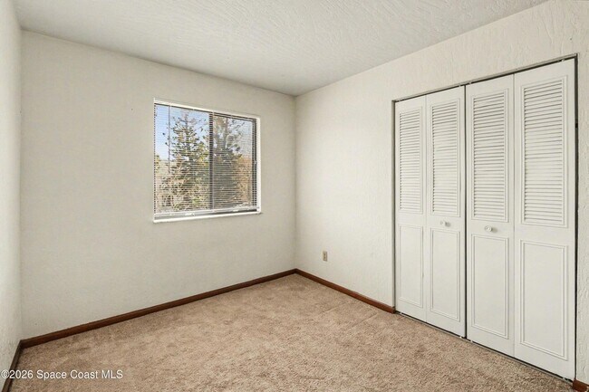 Building Photo - 1123 Tree Ridge Ln NE