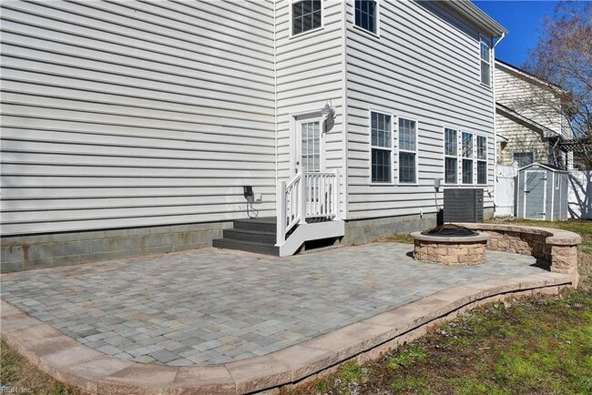 Building Photo - 3504 Fontwell Ct