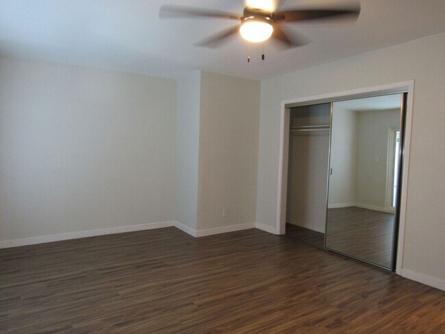 Building Photo - Charming 1-Bedroom Apartment with Modern Upgrades – Move-In Ready!