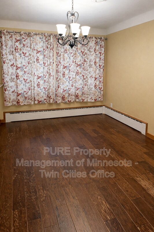 Building Photo - 30630 Broadway St N