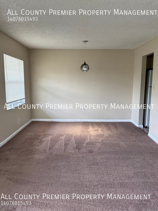 Building Photo - 5542 Rio Grande Ave