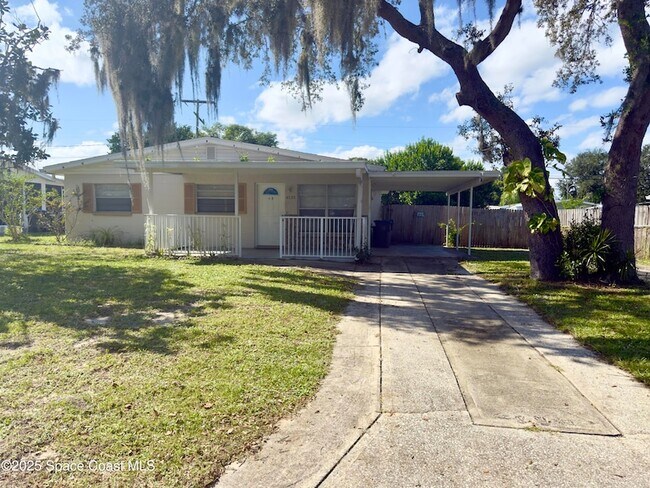 Building Photo - 4530 Coleridge Ave