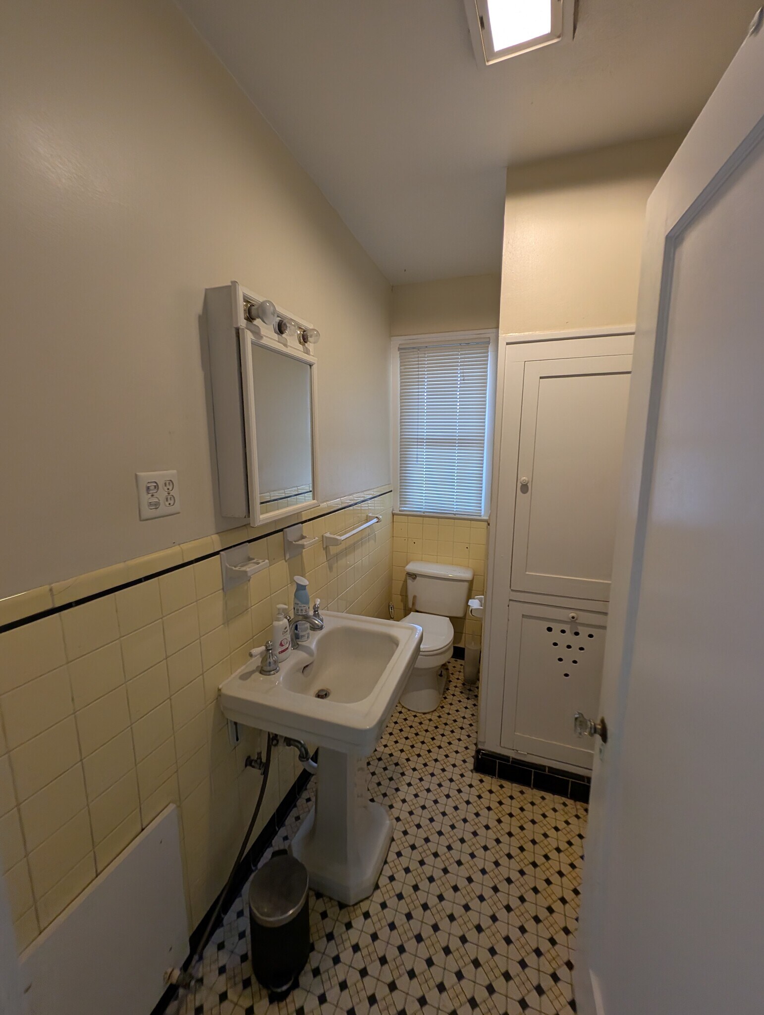 Building Photo - 3715 Tom Green St