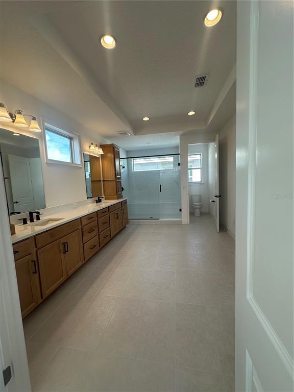 Building Photo - 10629 Woodrow Dr