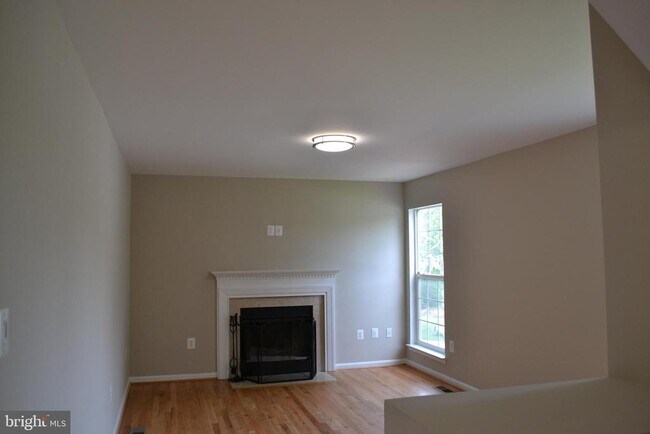 Building Photo - 20412 Middlebury St