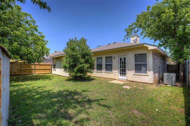 Building Photo - 2363 Laurelhill Ln