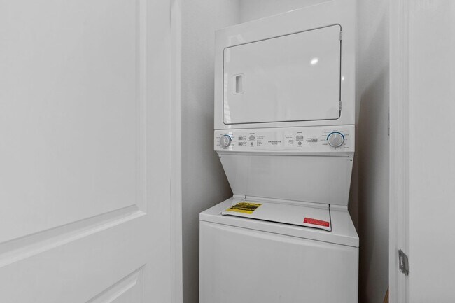 Building Photo - 3235 Loam Ln