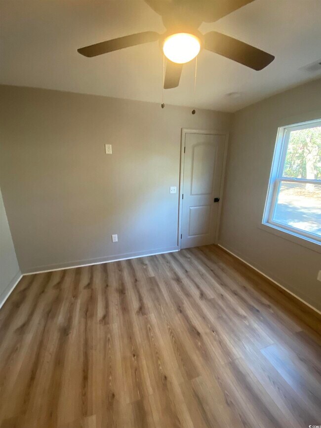 Building Photo - 398 Blockade Dr