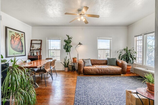 Building Photo - 1300 Randolph Dr
