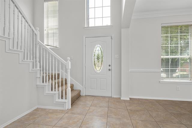 Building Photo - 1423 Winterwood Dr